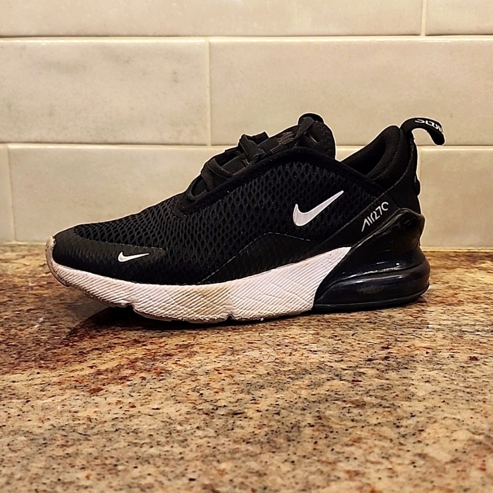 Nike Air Max 270